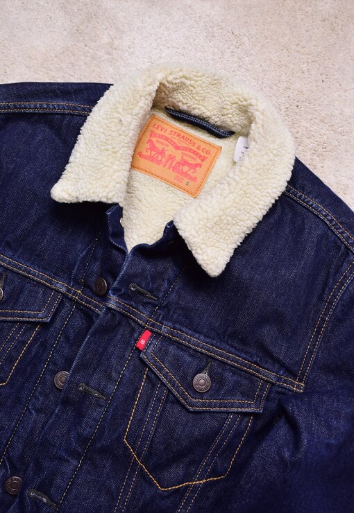garment image