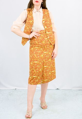 VINTAGE 70S TWO PIECE SET IN VEST AND SKIRT IN ORANGE