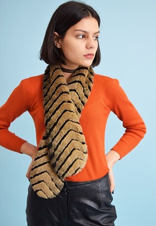 VINTAGE 90'S GOES 70'S BOHO MOD FAUX FUR SCARF