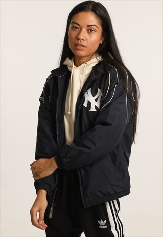 VINTAGE NY YANKEES LIGHTWEIGHT JACKET