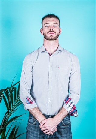 VINTAGE TOMMY HILFIGER SHIRT IN GREY STRIPES