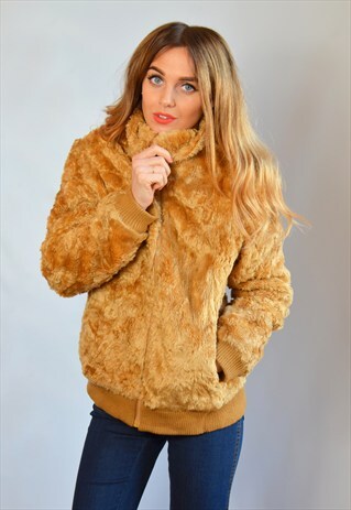 VINTAGE 90S CAMEL BROWN FAUX FUR JACKET