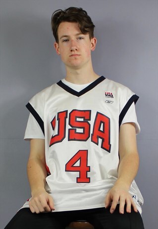 VINTAGE REEBOK USA BASKETBALL JERSEY IN WHITE WITH EMBROIDER