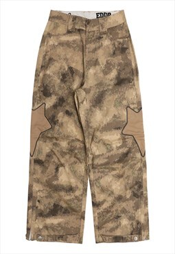 Camouflage jeans star patch pants in brown