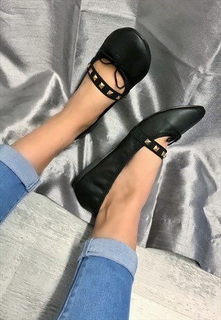 BLACK STUDDED BALLERINA SHOES