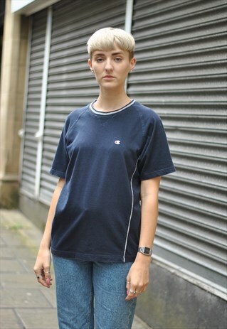 VINTAGE CHAMPION TSHIRT
