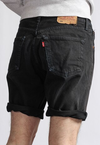 VINTAGE LEVI'S DENIM SHORTS