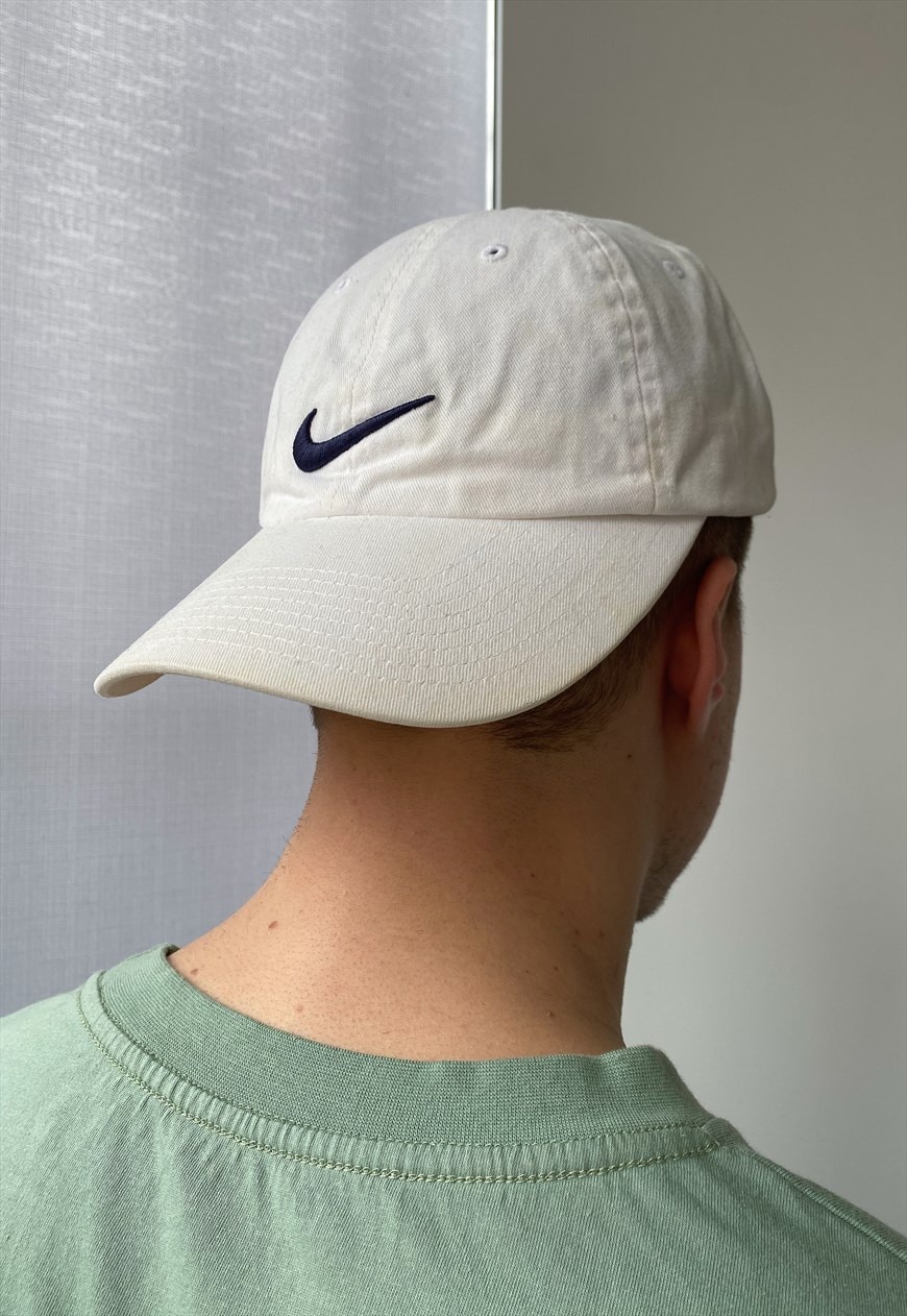 Classic nike hot sale hat