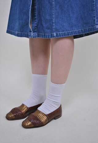 80S GOLD KNIT FLAT SHOES, VINTAGE WOMEN SLIP ONS
