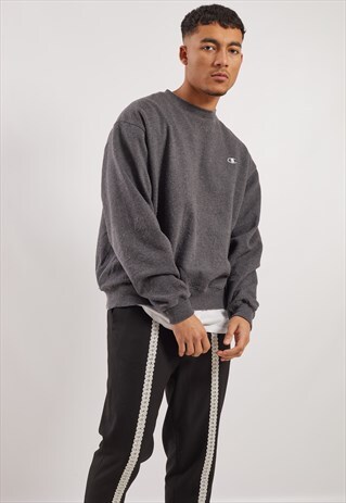 VINTAGE CHAMPION SWEATSHIRT