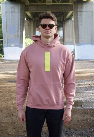 HOODIE IN DARK PINK WITH FRONT YELLOW PRINT