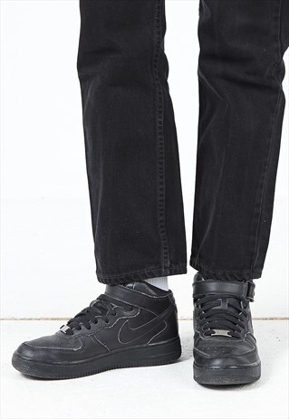 VINTAGE BLACK NIKE AIR LEATHER TRAINERS