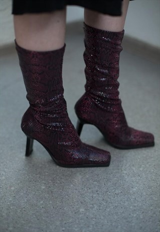 VINTAGE 90'S BLACK/PINK SNAKE SKIN LOOKS BOOTS