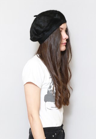 VINTAGE STYLE SOFT FLUFFY BLACK WOOL BERET