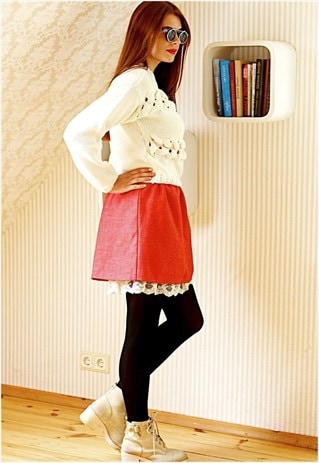 RED VINTAGE MINI SKIRT