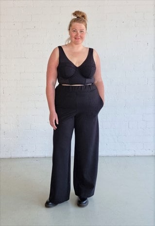 BLACK WIDE FLARE LEG SWEATPANTS