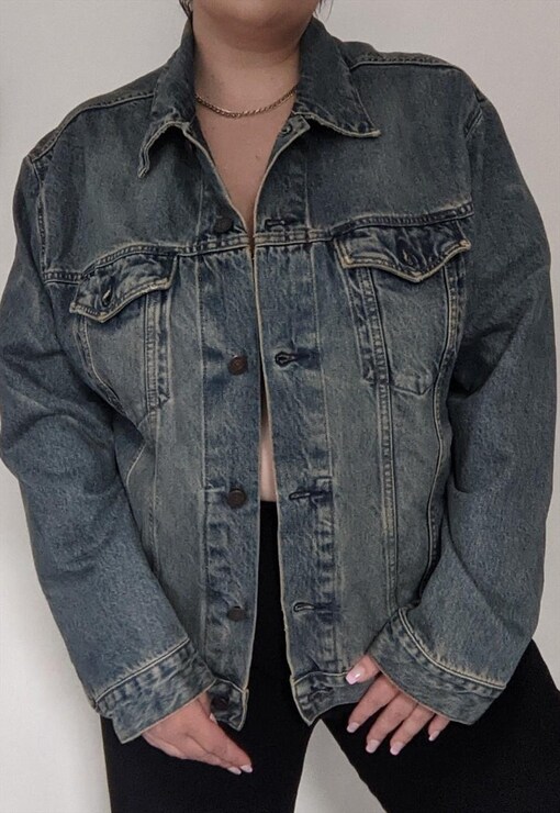garment image
