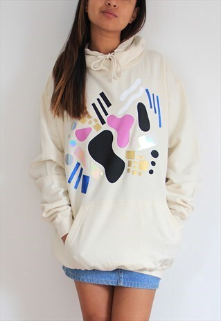 PLAYFUL SHAPES HOODIE IN VANILLA