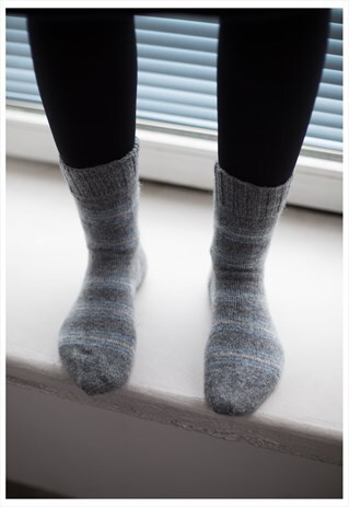 GREY STRIPED HANDMADE KNITTED WOOL SOCKS