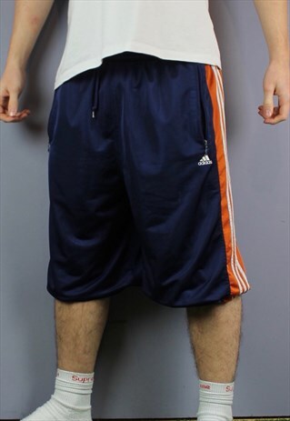 VINTAGE ADIDAS SHORTS IN NAVY BLUE WITH ZIP POCKETS, DRAWSTR