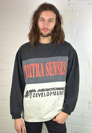 VINTAGE 90'S SWEATSHIRT