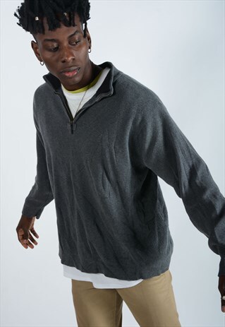 VINTAGE IZOD 1/4 ZIP JUMPER IN GREY