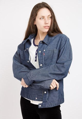 VINTAGE BLUE LEVI'S DENIM JACKET