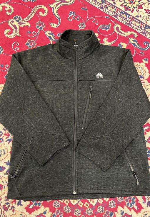 garment image
