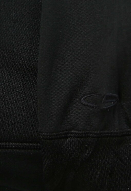 garment image