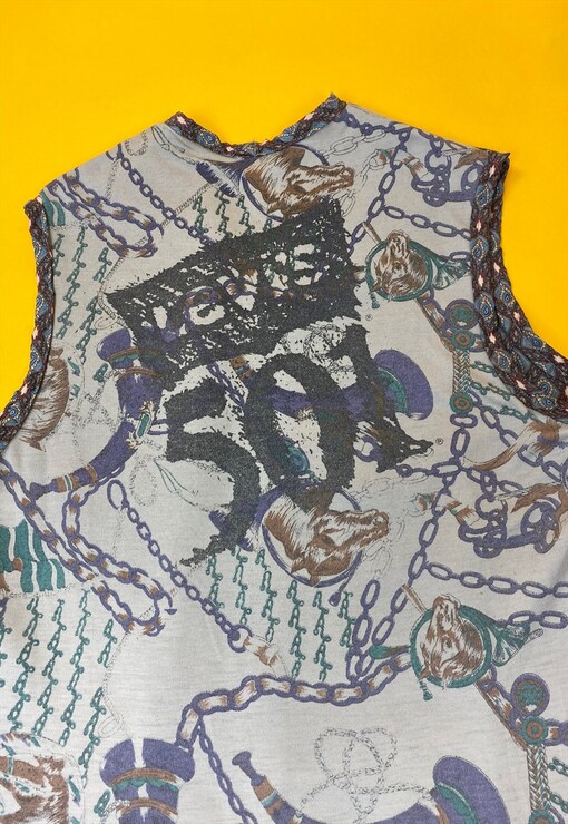 garment image