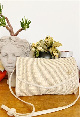 VINTAGE 80S RAFFIA STRAW PARISIAN CHIC ENVELOPE CLUTCH BAG