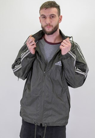 VINTAGE ADIDAS WINDBREAKER JACKET IN GREEN XL