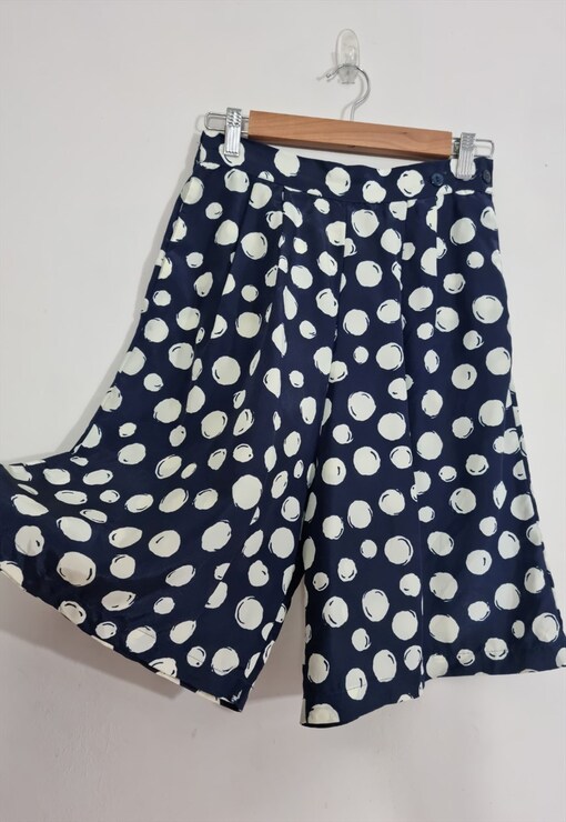 garment image
