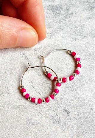 MINI HANDMADE BEADED HOOP EARRINGS PINK