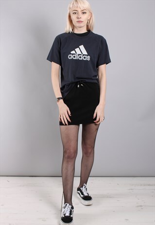 VINTAGE ADIDAS T-SHIRT