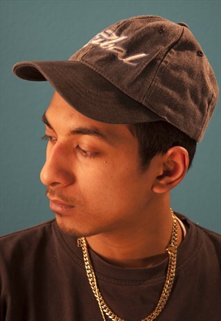 VINTAGE Y2K TRIBAL GREY SNAPBACK CAP HAT