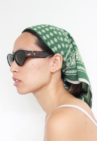 Y2K GREEN WHITE HEAD SCARF BANDANA