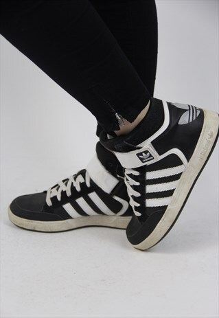 VINTAGE ADIDAS HIGH-TOP TRAINERS