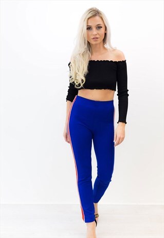BLUE LEGGINGS WITH RED STRIPE DETAILING