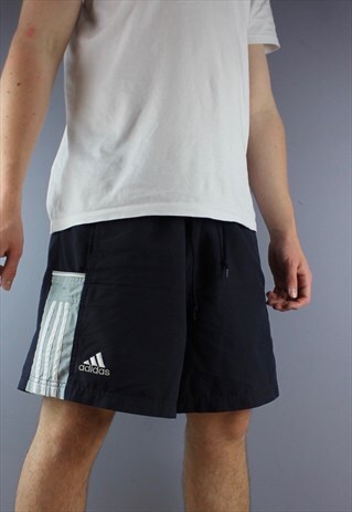 VINTAGE ADIDAS SHORTS IN NAVY WITH POCKETS AND EMBROIDERED L