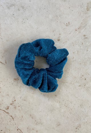 TEAL VELVET SCRUNCHIE