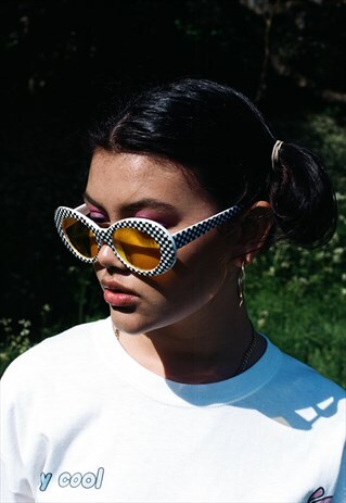 CHECKERED OVAL SUNGLASSES WITH YELLOW COLOURED LENS