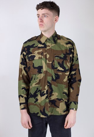 VINTAGE 90'S CAMO SHIRT