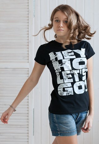PUNK ROCK T SHIRT - HEY HO LET'S GO - RETRO MUSIC SHIRT