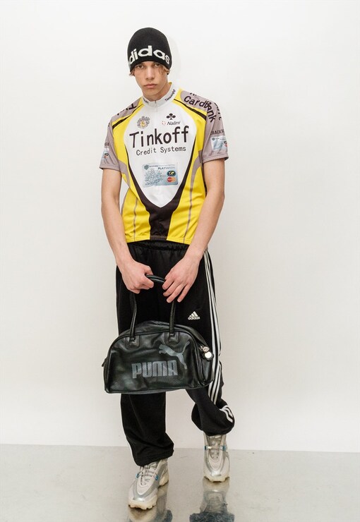 garment image