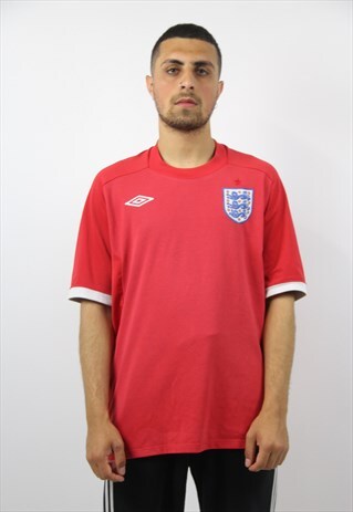 VINTAGE UMBRO RED JERSEY