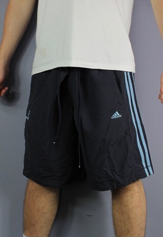 VINTAGE ADIDAS SHORTS IN NAVY BLUE WITH POCKETS, EMBROIDERED