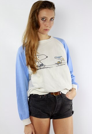SNOOPY SWEATSHIRT / VINTAGE SWEATSHIRT / 90S JUMPER