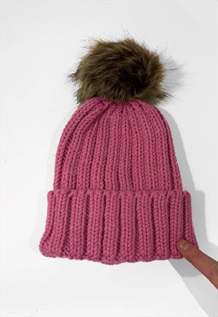 CONTRAST FAUX FUR BOBBLE KNITTED RIBBED BEANIE HAT - PINK