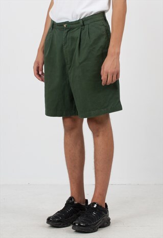VINTAGE RETRO GREEN TOMMY HILFIGER DENIM SHORTS